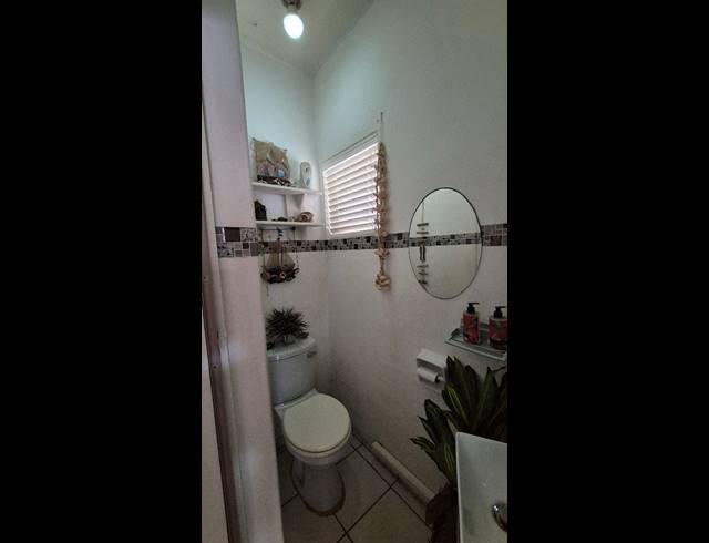 2 BEDROOM TOWNHOUSE FOR SALE IN SHELLY BEACH
